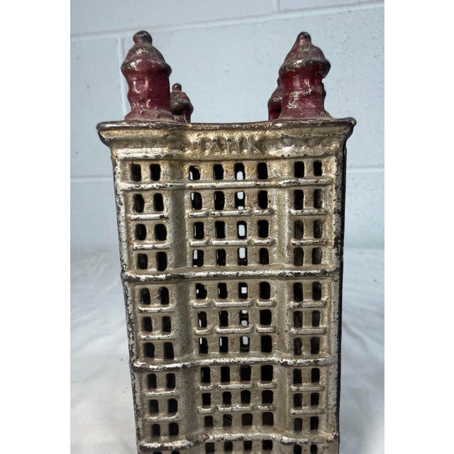 Antique a.c. Williams Cast Iron Skyscraper Coin Still Bank Made in Ohio 1900-20s For Sale In New York - Image 6 of 10