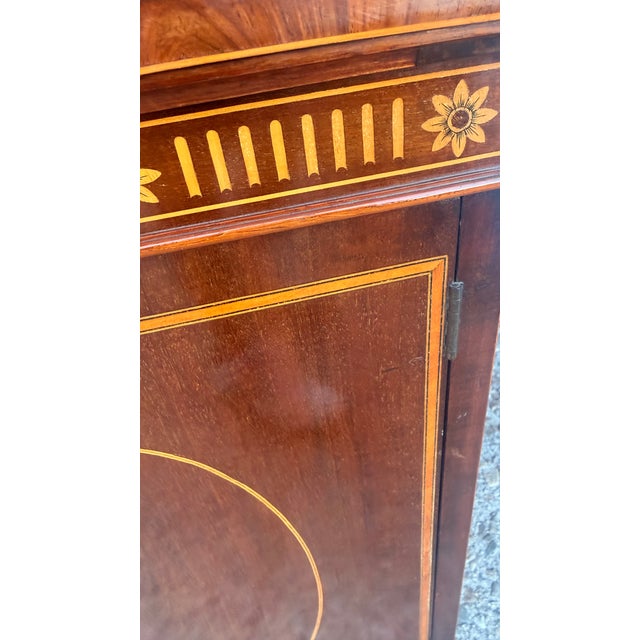 Pair of Early 20th Century Federal Revival Inlaid Marquetry Nightstands / Bedside Cabinets For Sale - Image 14 of 14