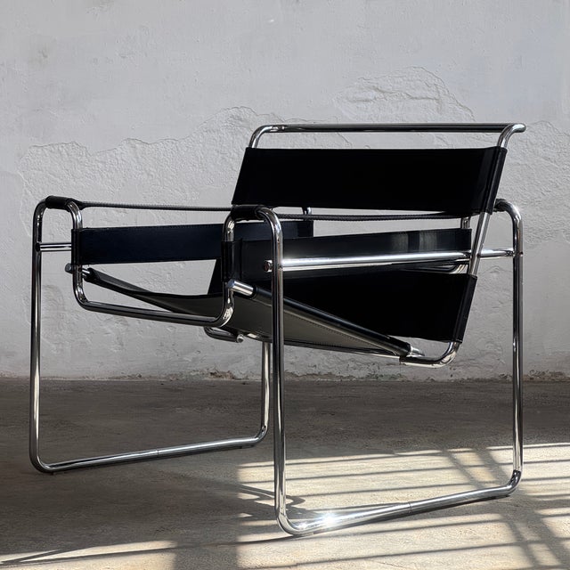 Wassily Chairs and Coffee Table by Marcel Breuer for Knoll, 1990, Set of 3 For Sale - Image 14 of 18