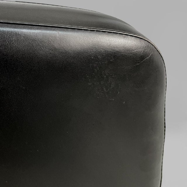 Italian Modern Leather and Metal Armchair by Osvaldo Borsani for Tecno, 1970s For Sale - Image 11 of 18