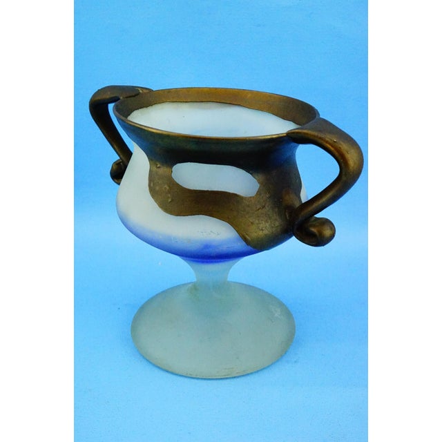Measurements: height: 17.5 cm; width: 21 cm; depth: 13.5 cm; weight: 0.940 kg item : a magnificent two-tone cameo art...
