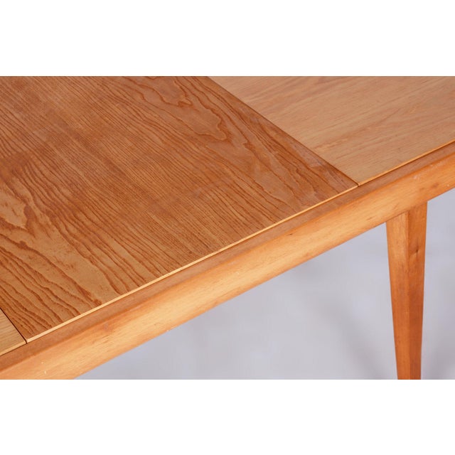 1950s Mid-Century Czech Extendable Table in Beech and Ash attributed to Tatra Pravenec, 1950s For Sale - Image 5 of 17