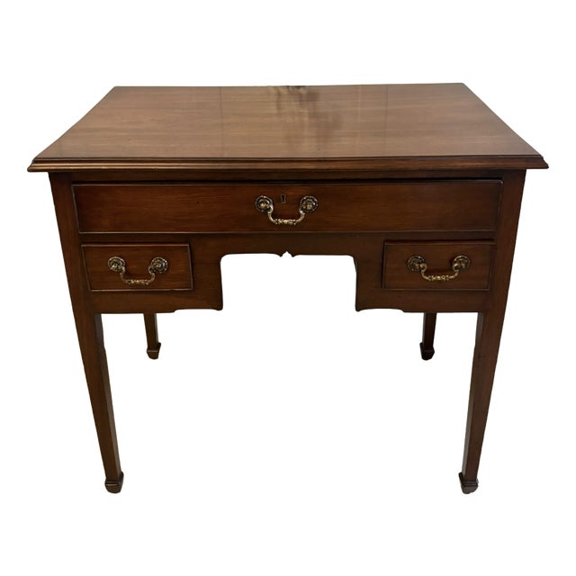 Small Antique Georgian Table in Mahogany, 1800 For Sale