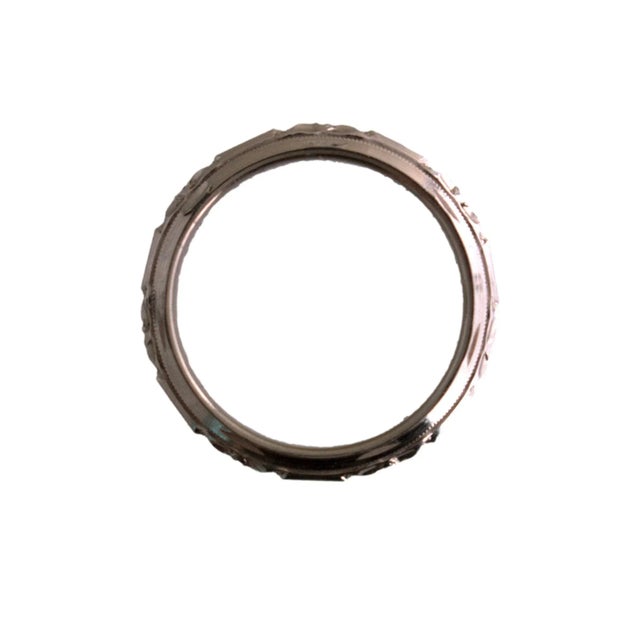 Carved Vintage Wedding Band Ring, Size 6 For Sale - Image 4 of 5