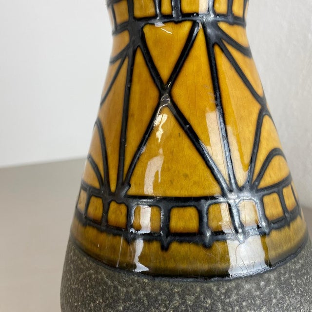 Pottery Fat Lava Vases by Heinz Siery for Carstens Tonnieshof, Germany, 1970s, Set of 2 For Sale - Image 16 of 18