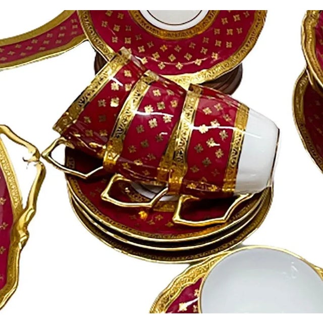 Limoges Dinner Service in Polished Gilding with Agate from Raynaud & Co., Set of 199 For Sale - Image 11 of 12