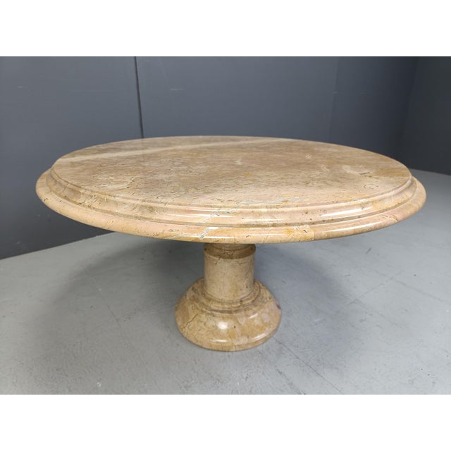 Beige Italian Round Marble Coffee Table, 1960s For Sale - Image 8 of 10