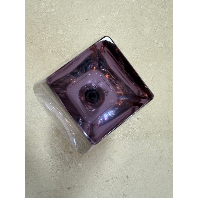 Flavio Poli Seguso murano glass table lamp crafted in Italy during the 1970s. This striking piece features a bold teardrop...