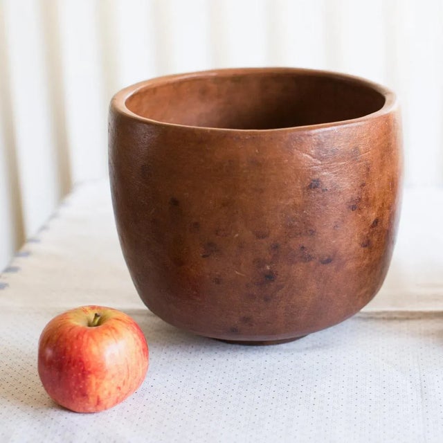 Indonesian Handmade Clay Pottery Bowls by the Indigenous Mentawei - Set of 2, Brown Tropical For Sale - Image 4 of 6