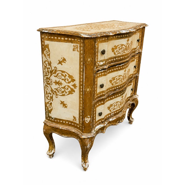 Renaissance Italian Giltwood Three-Drawer Crossbow Chest of Drawers, 1960s For Sale - Image 3 of 10