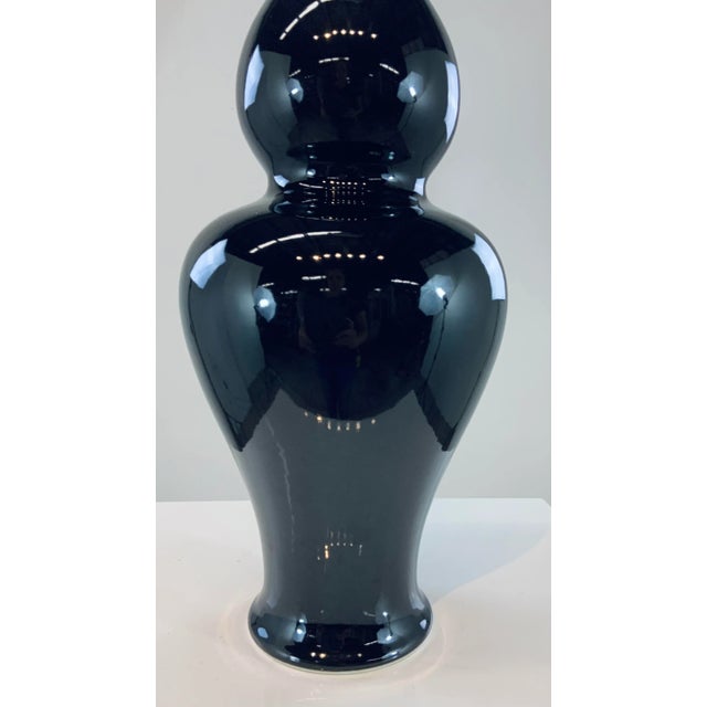 Stylish Modern Fine Chinese Black Glaze Porcelain Vase, showroom floor sample