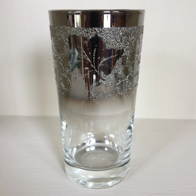 Dorothy Thorpe Style Grape Pattern Silver Fade Ice Bucket WithTongs and Six 12 Oz. Tumblers - Set of 8 For Sale In Sacramento - Image 6 of 13