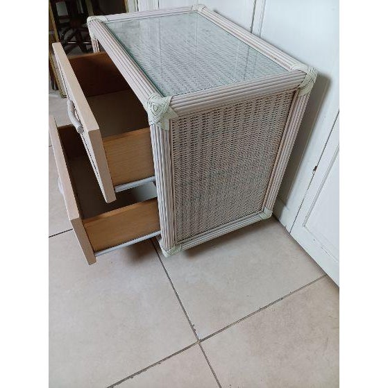 Coastal Henry Link Style Vintage Nightstand Wicker Rattan 2 Drawer Beige Glass Top For Sale - Image 3 of 6