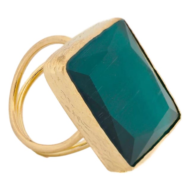 Stylish Green Cat Eye Stone Gold Chunky Ring, Size 4 For Sale