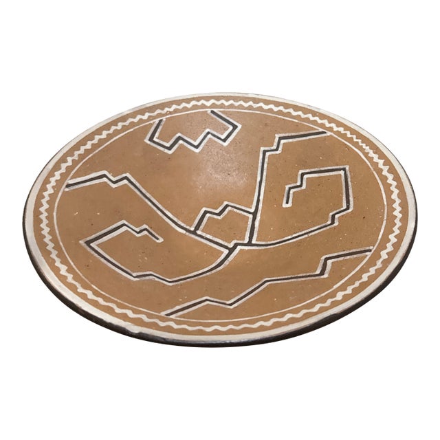 1970s Artisanal Geometric Terracotta Plate – Handcrafted Modern Folk Art Decor For Sale