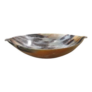 Vintage Handcrafted Natural Buffalo Horn Handled Bowl For Sale