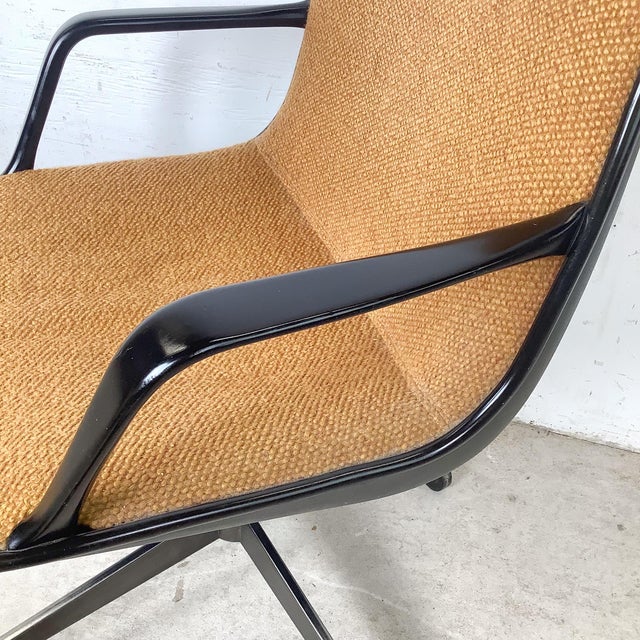 Vintage Steelcase 454 Series Desk Chair, Circa 1970s For Sale - Image 11 of 12