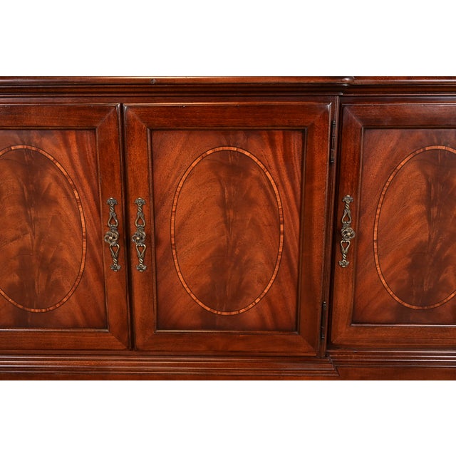 Thomasville Georgian Carved Flame Mahogany Lighted Breakfront Bookcase Cabinet For Sale - Image 9 of 15