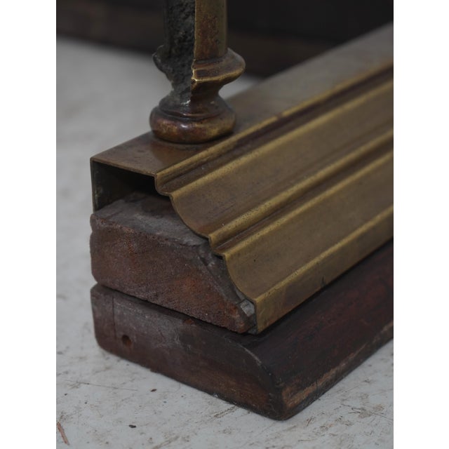 Antique English Brass Fireplace Fender on Wood Base For Sale In Philadelphia - Image 6 of 13