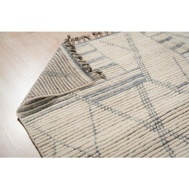 6x9 Ivory Hand-Knotted Wool Linear Motifs Tribal Modern Carpet Rug For Sale In New York - Image 6 of 6