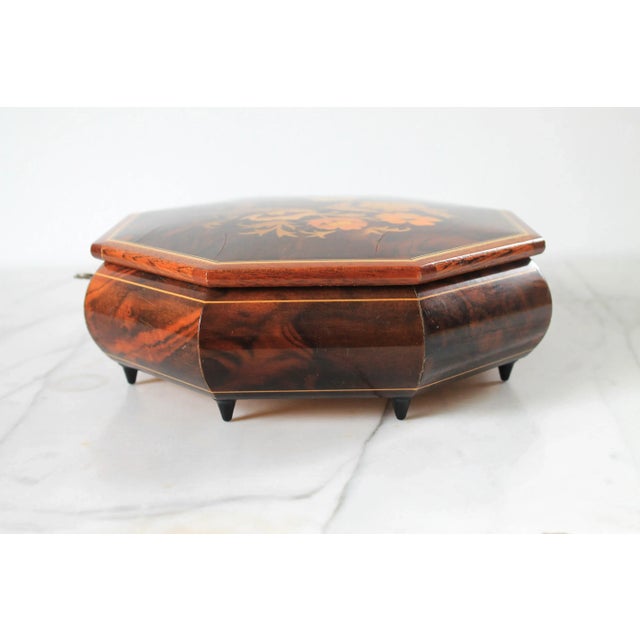 Mid 20th Century Vintage Italian Jewelry Music Box For Sale - Image 5 of 8