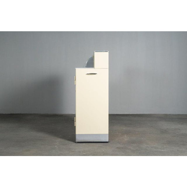 Mid-20th Century Industrial Medicine Cabinet For Sale - Image 5 of 18