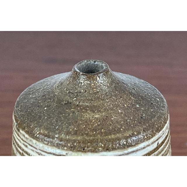 Beige Mid-Century German Studio Pottery Vase by Walter Stürmer, 1962 For Sale - Image 8 of 16