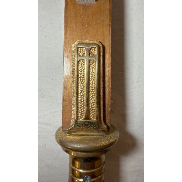 1960s Large Vintage Church Used Wood Brass Ceremonial Processional Crucifix Cross For Sale - Image 5 of 13