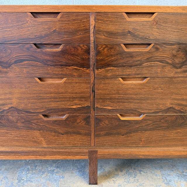 Vintage 1960s Danish Mid-Century Rosewood 8-Drawer Dresser by Svend Langkilde For Sale - Image 9 of 10