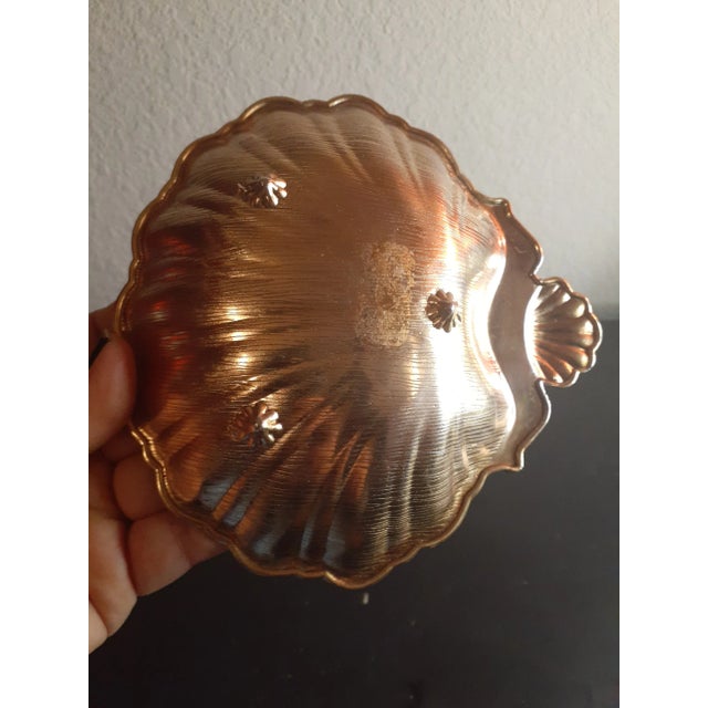 1950s Solid Brass Ribbed Shell Shaped Trinket Holder For Sale - Image 4 of 7