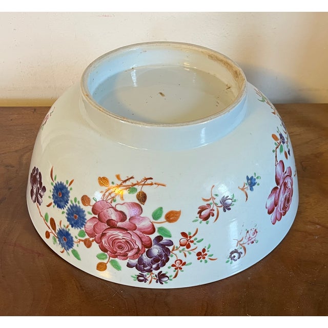 Large Antique Early 19th Century Chinese Export Porcelain Famille Rose Punch Bowl Painted With Exuberant Flowers For Sale - Image 16 of 17