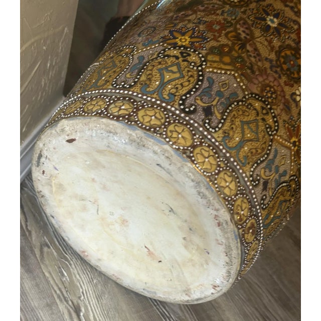 Mid 20th Century Japanese Satsuma Pottery Vase Floor Vase Porcelain or Ceramic Hand Painted For Sale - Image 15 of 16
