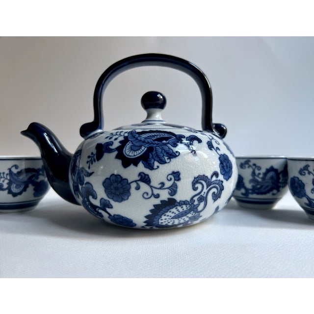 Late 20th Century Vintage Pier 1 Imports White & Blue Chinoiserie Style Tea Set for 4 For Sale - Image 5 of 17