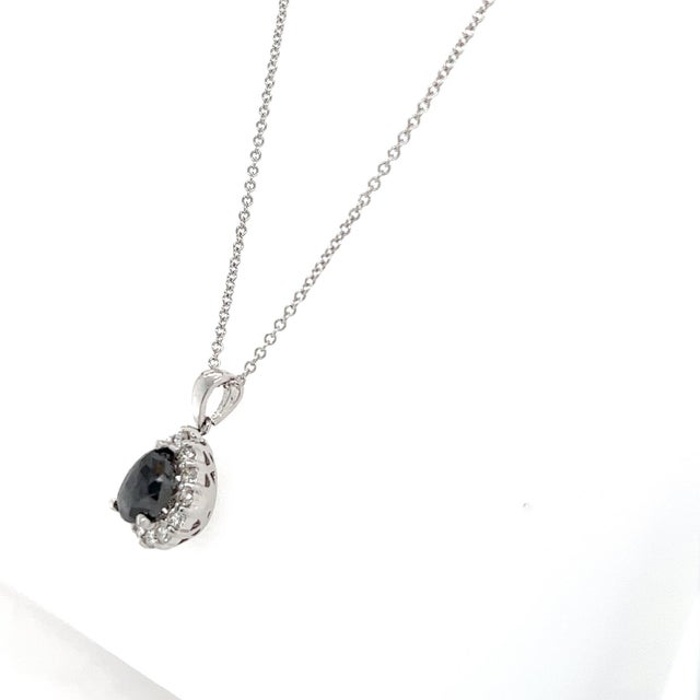 Contemporary 2.34 Carat Black Diamond White Diamond White Gold Chain Pendant For Sale - Image 3 of 7