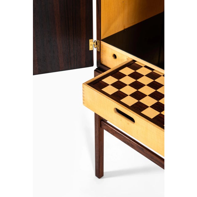 KP Møbler Danish Rosewood Bar Cabinet by Kurt Østervig for K.P Møbler, 1950s For Sale - Image 4 of 13