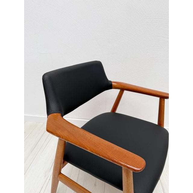 Mid-Century Danish Teak Armchair GM11 by Svend Åge Eriksen for Glostrup Møbelfabrik, 1960s For Sale - Image 6 of 8