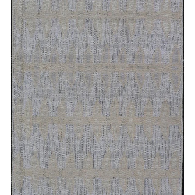 Scandinavian Hand Woven Flat Weave Rug by Keivan Woven Arts, 3'0 X 5'5 For Sale In Atlanta - Image 6 of 9