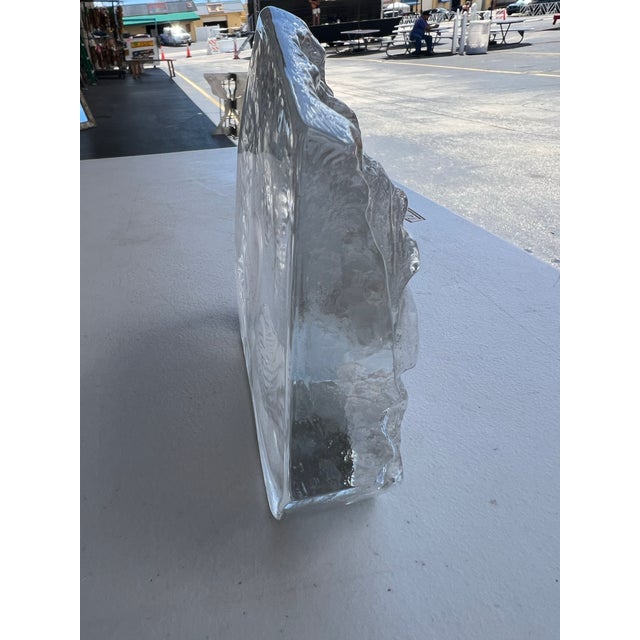 Contemporary Large Crystal Swan Paper Weight For Sale - Image 3 of 4