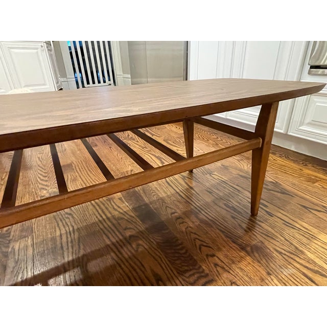 1960s Lane Mid-Century Modern Surfboard Coffee Table With Slat-Bottom Magazine Rack For Sale - Image 11 of 12