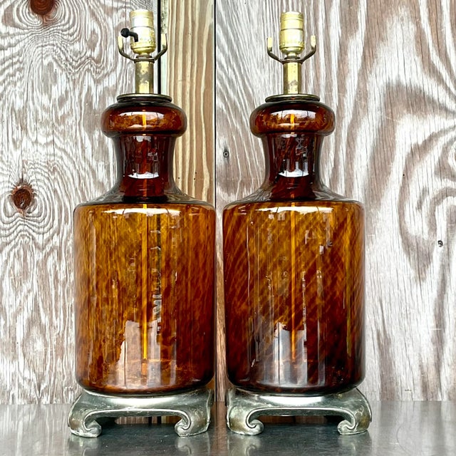 Late 20th Century Vintage Regency Tortoise Glass Lamps on Brass Ming Plinths - a Pair For Sale - Image 5 of 6