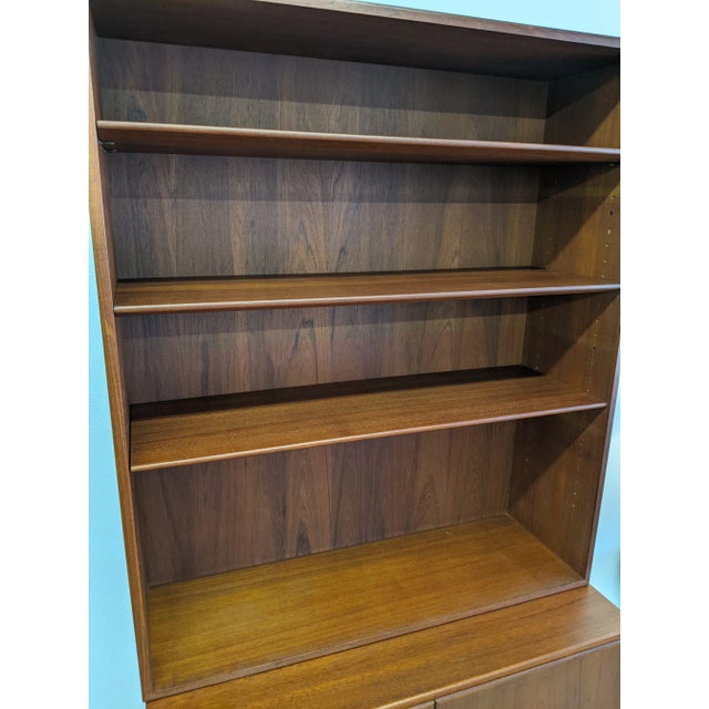 Soborg Mobler Danish Modern Teak Display Case For Sale In Des Moines, IA - Image 6 of 9