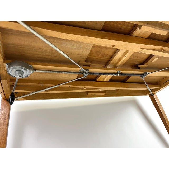 German Mechanical System Teak Coffee Table by R. Hörnlein, 1960s For Sale - Image 5 of 17