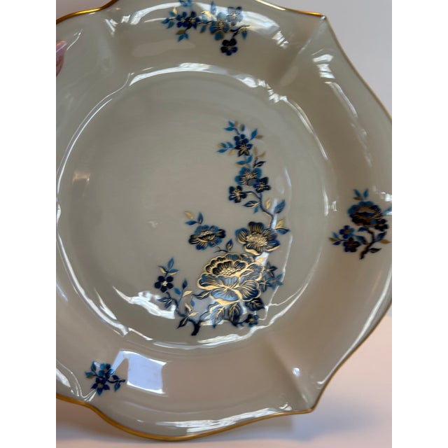 1980s Lenox "Pagoda" Pattern 11 Inches Diameter Cake Platter Scalloped Edges, Floral Design in Ivory and Blue With 24k Gold Trim For Sale - Image 13 of 18