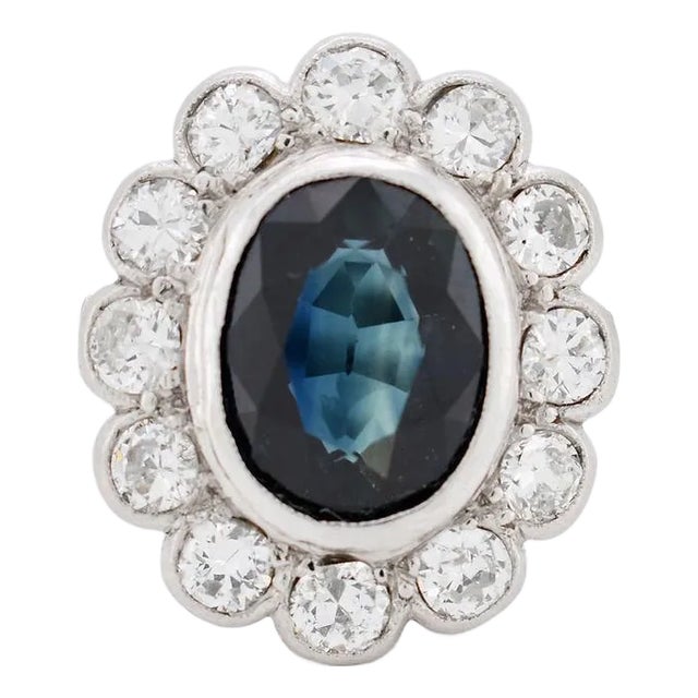 Circa 1930 Art Deco Ring, Natural Sapphire 2.40 Carats and Old-Cut Diamonds For Sale