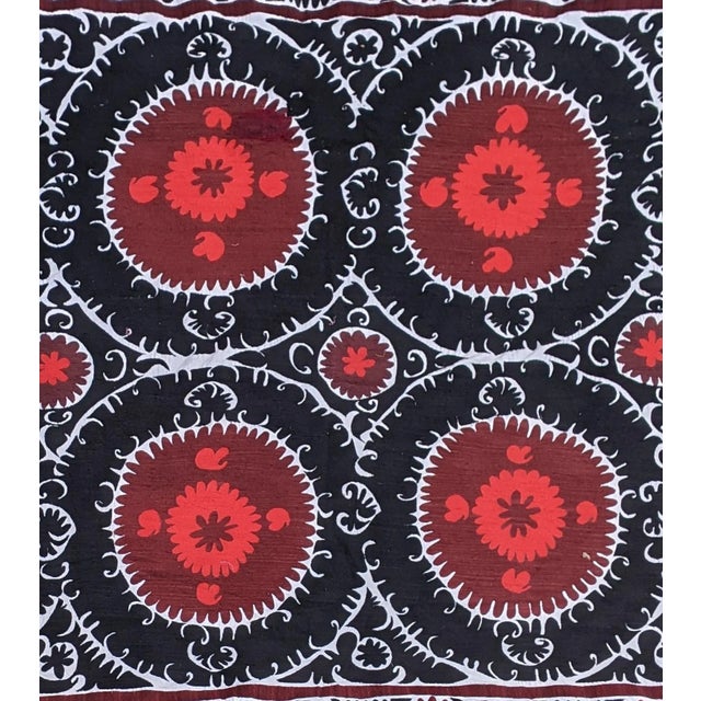 Traditional 1950s Vintage Suzani Textile For Sale - Image 3 of 5