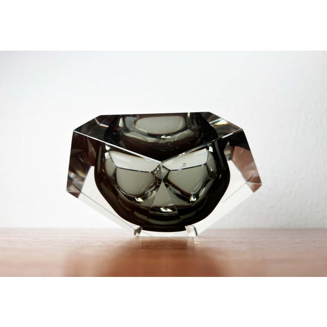 Vintage Italian Sommerso Murano Glass Bowl, 1970s For Sale - Image 4 of 18