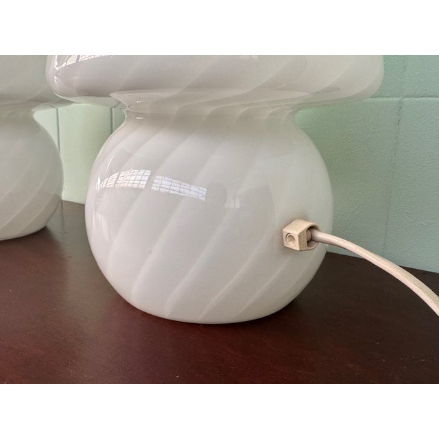 White Vintage Italian Lamps with Murano Glass Lampshades, 1970s, Set of 2 For Sale - Image 8 of 13