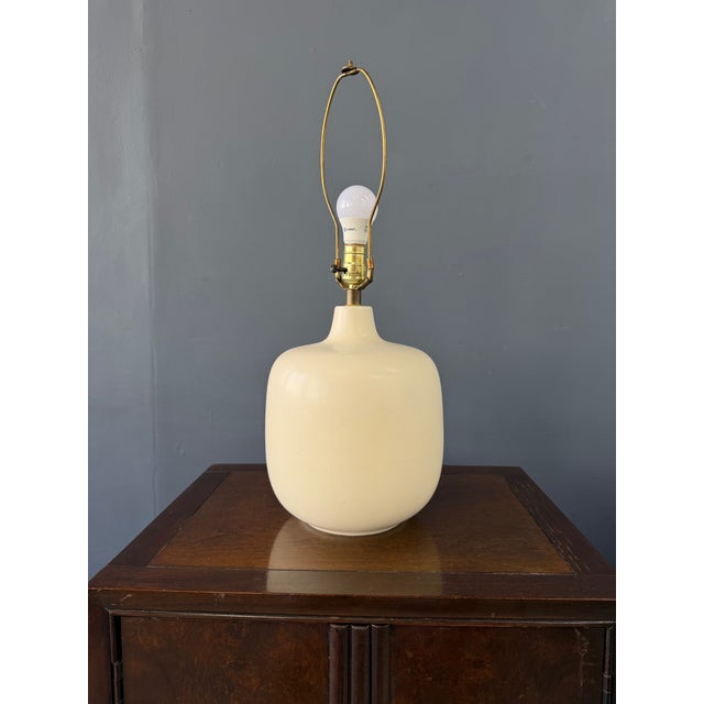 Mid-Century Modern 1960s Lotte and Gunnar Bostlund Table Lamp With Original Shade Mid Century For Sale - Image 3 of 8