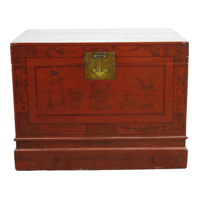 1900s Red Antique Trunk For Sale