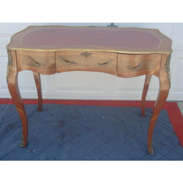 French Ladies Leather Top Desk For Sale - Image 12 of 12